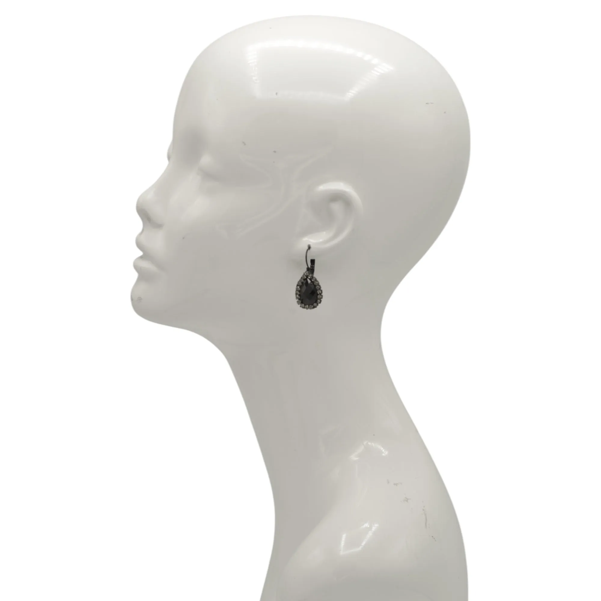 Black and White Faceted Stone Tear Drop Earrings #256BK3101 (1D8)