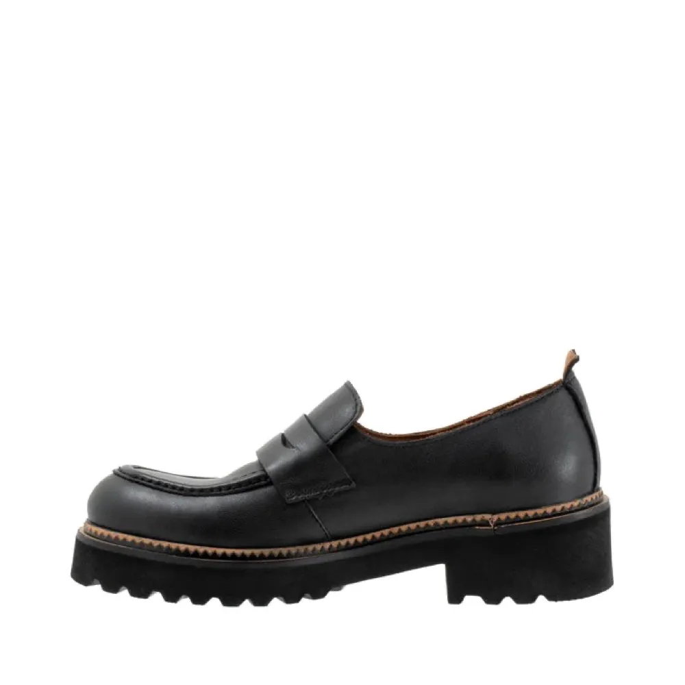 Bueno Women's Annie Leather Loafer (Black)