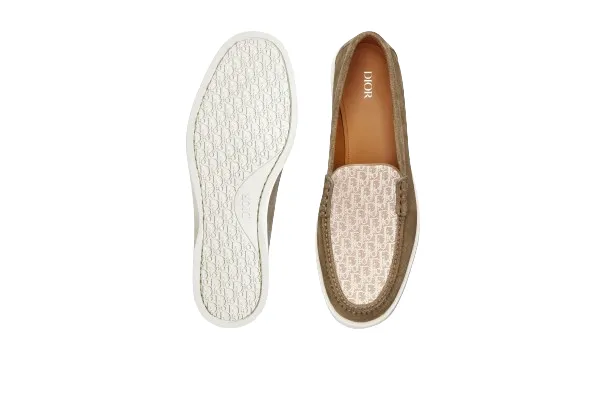 CHRISTIAN DIOR
