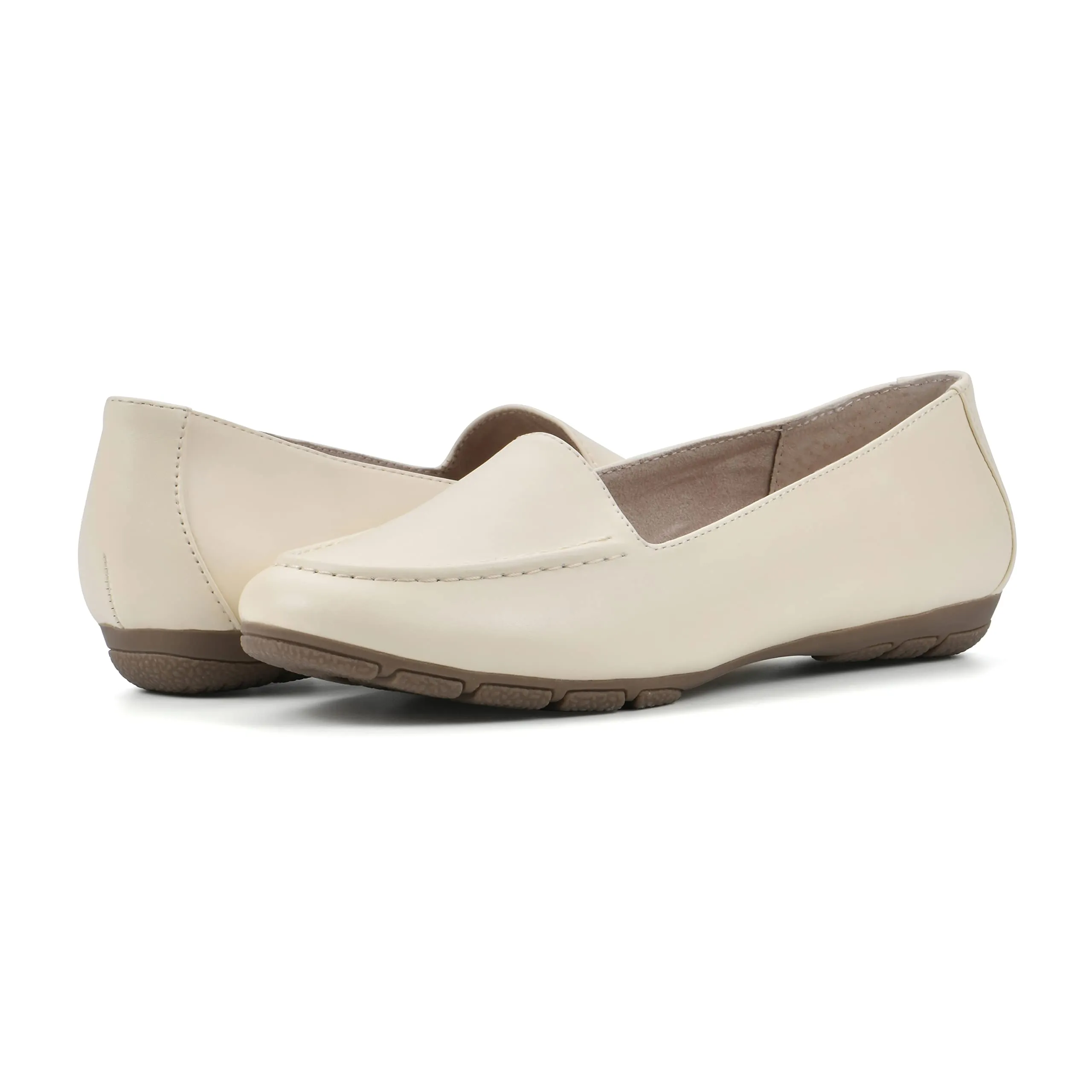CLIFFS BY WHITE MOUNTAIN Women's Gracefully Tailored Loafer Flat, Buttercream/Smooth, 9.5 W