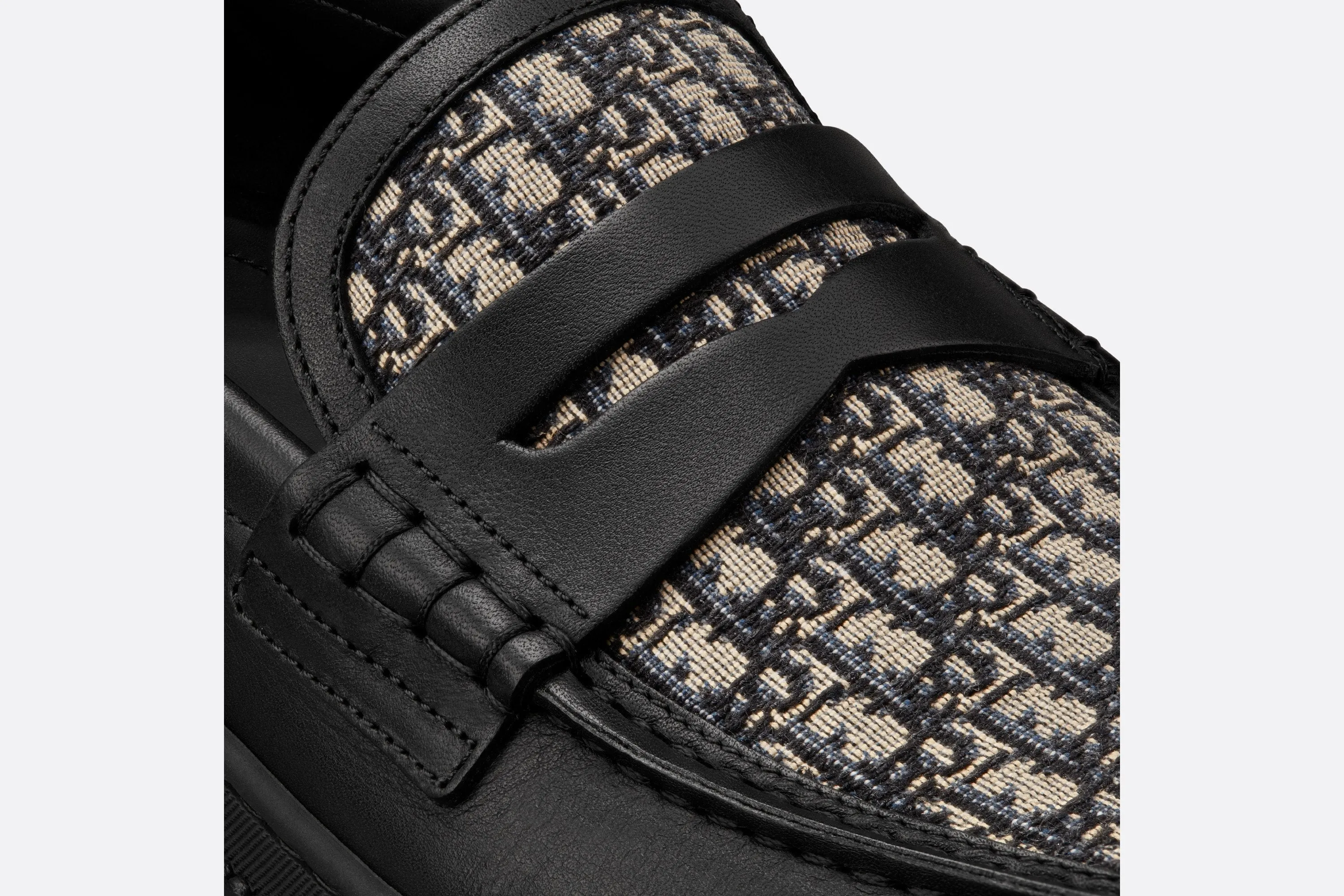 Dior Explorer Loafer • Black Smooth Calfskin and Beige and Black Dior Oblique Jacquard