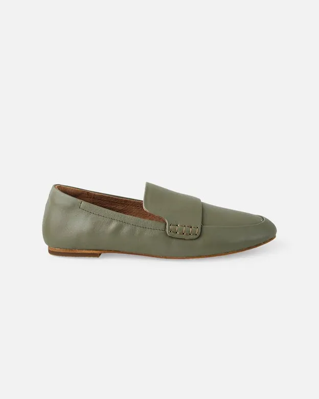 Dutch Leather Loafer