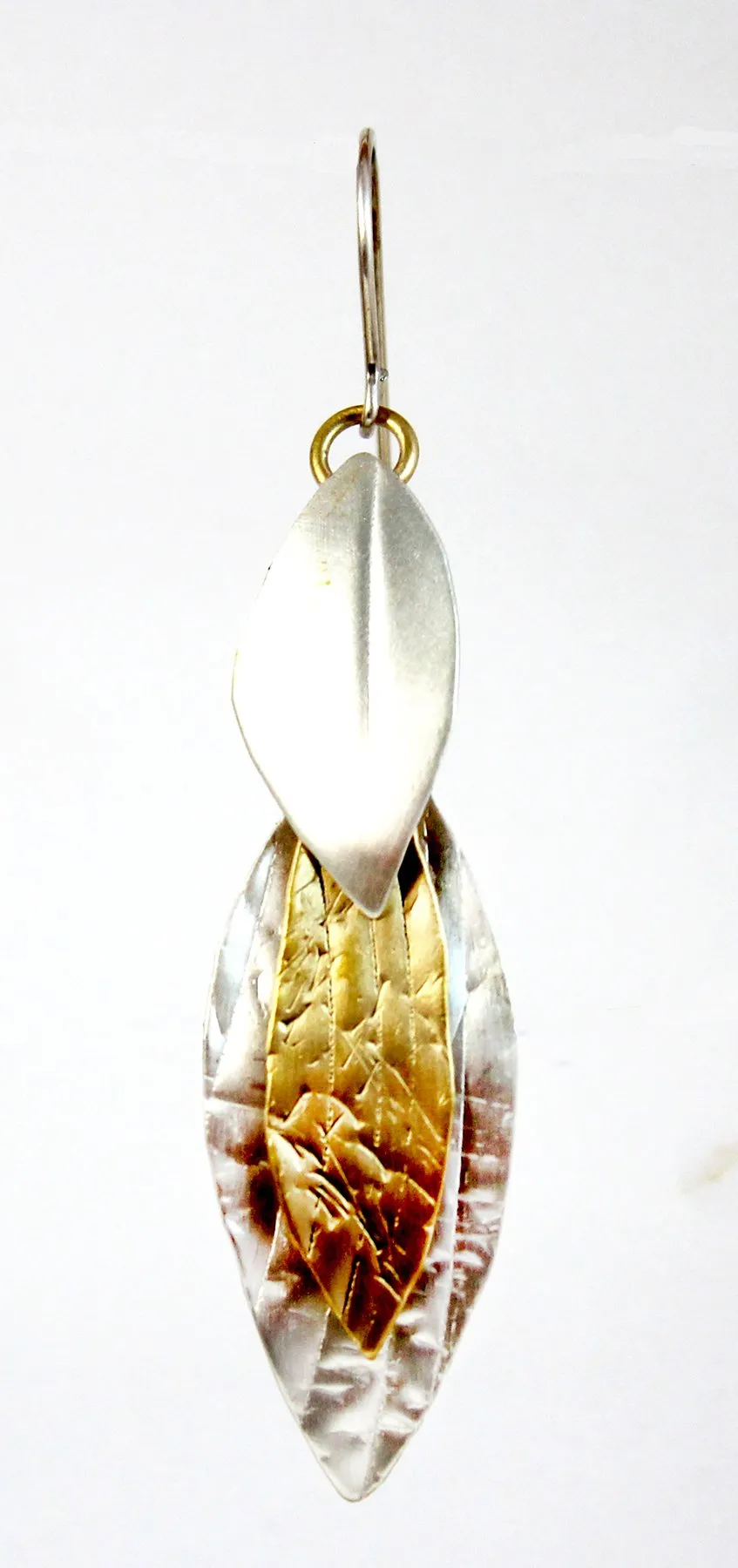 E3520 Elegant Links earrings. Sterling and Brass