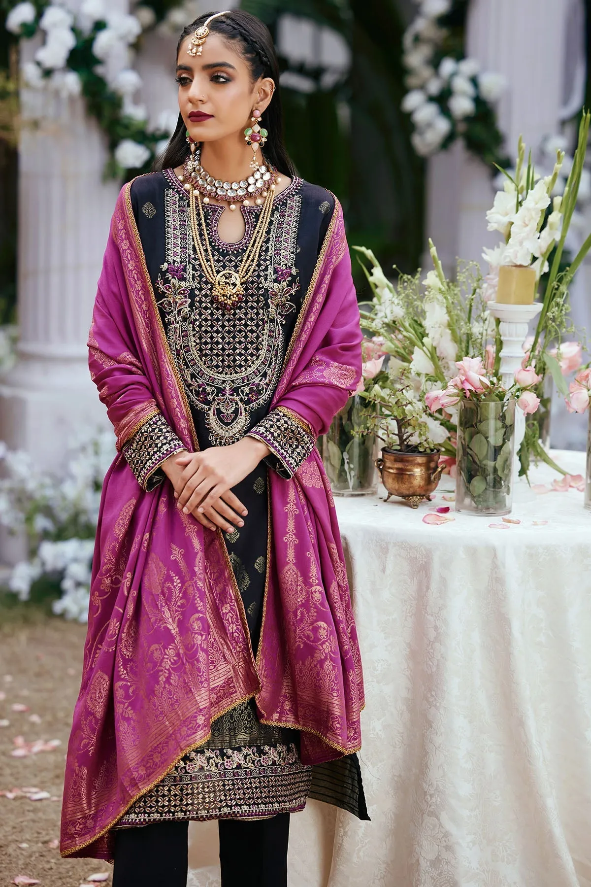 Elegant Embellished Black Kameez Trousers Pakistani Eid Dress