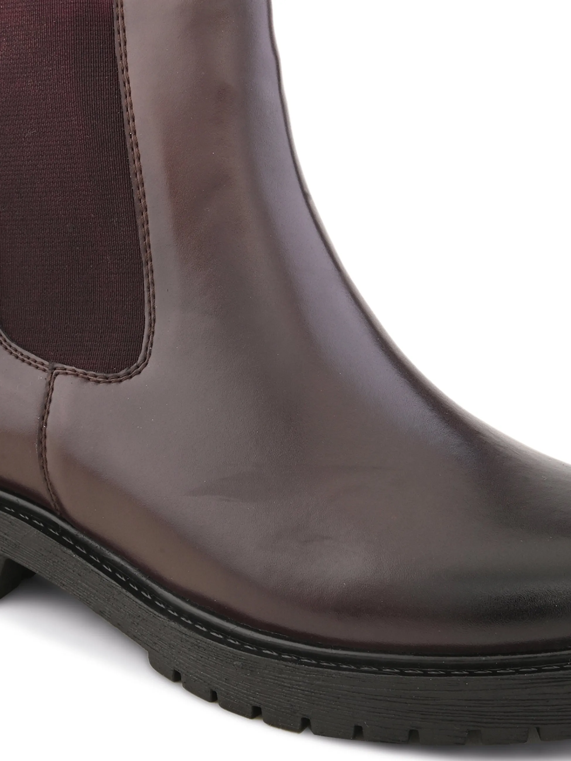 Gilberto Women Cherry Chelsea Boots
