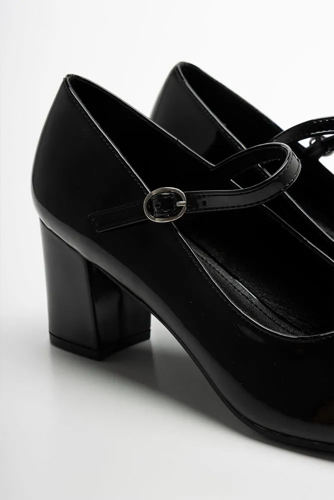 Heel Black