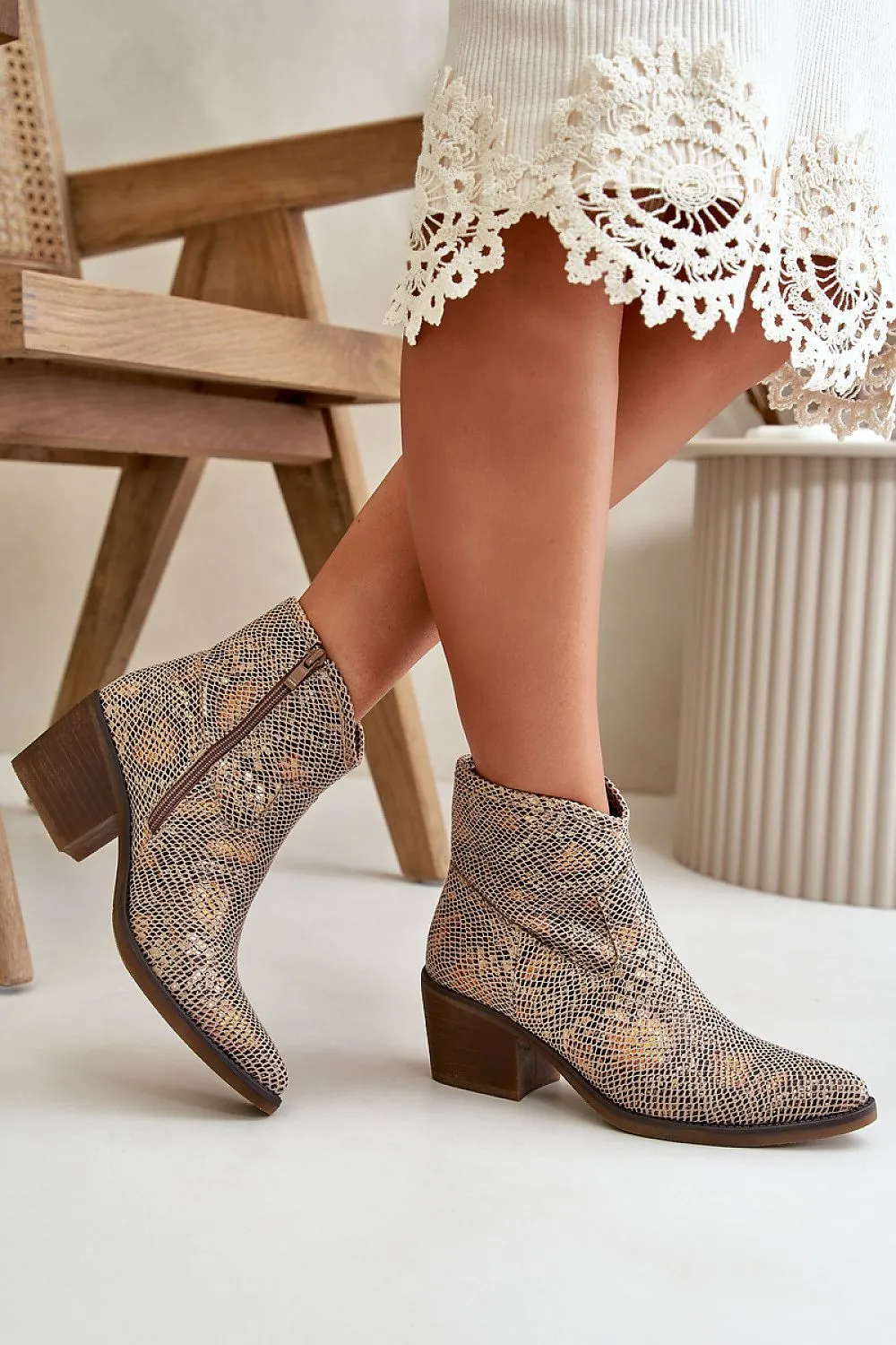 Heel boots