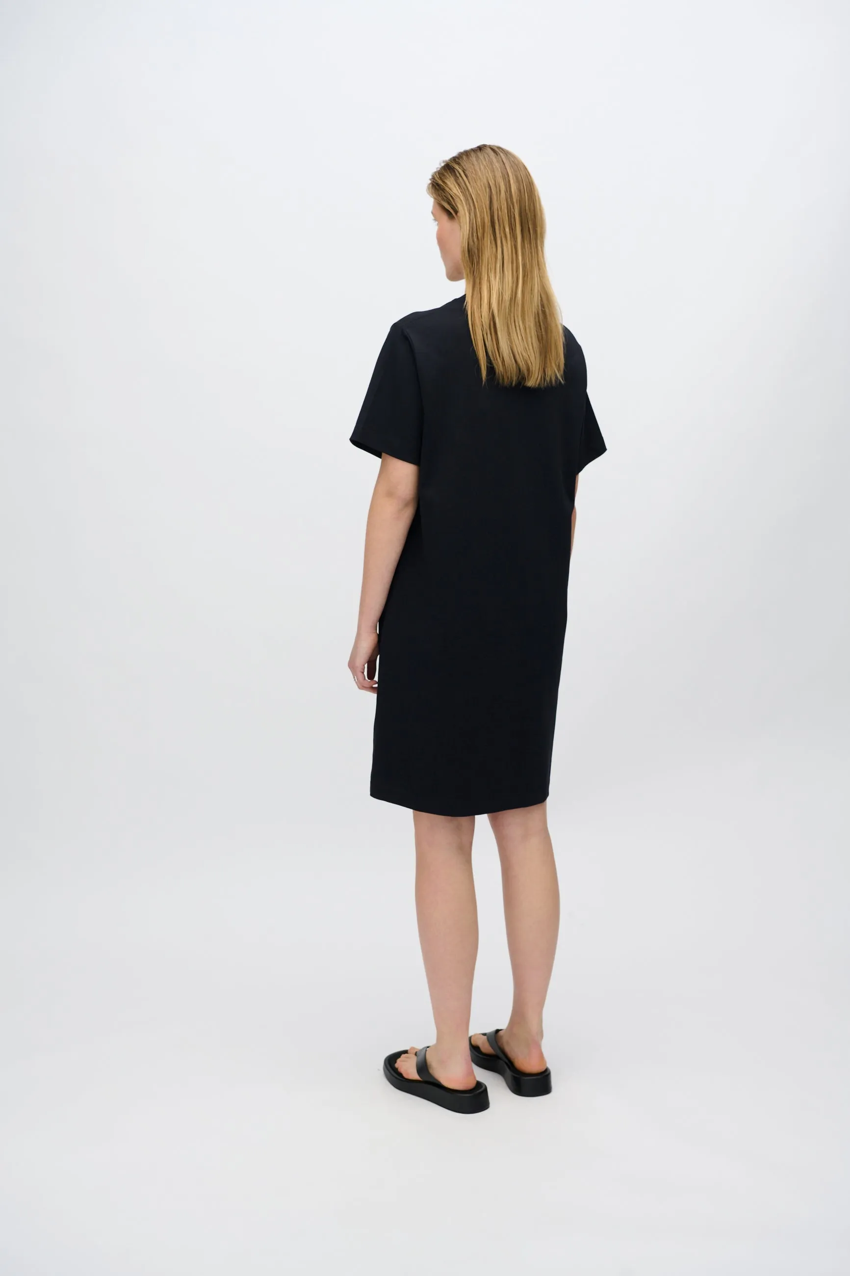Lida t-shirt dress 4249 GOTS - Black