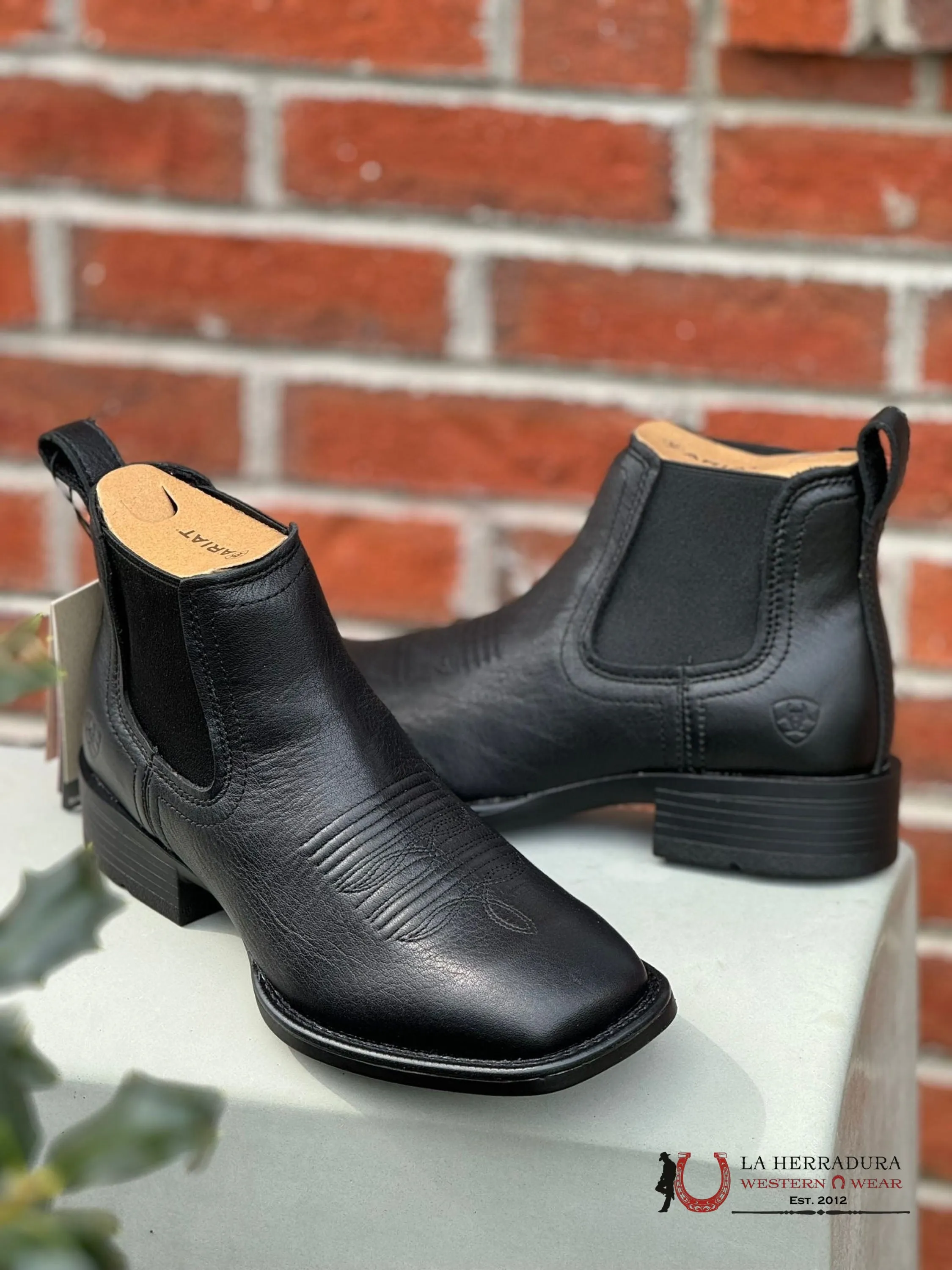 MEN’S ARIAT SPORT BOOKER ULTRA BLACK SHORT BOOT