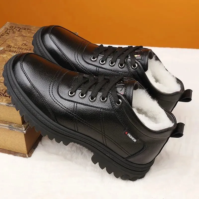 Men's Trendy Vegan Leather Walking Boots With Fur Inside | Ideal for All Seasons
