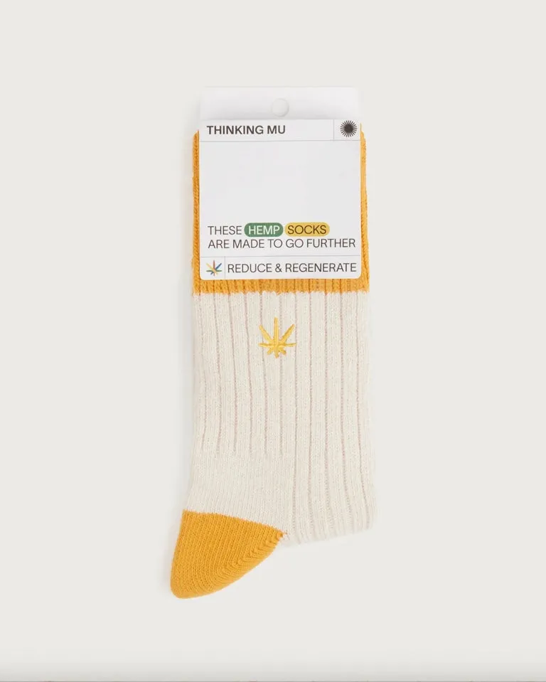 THINKING MU Yellow Hemp Peu Socks