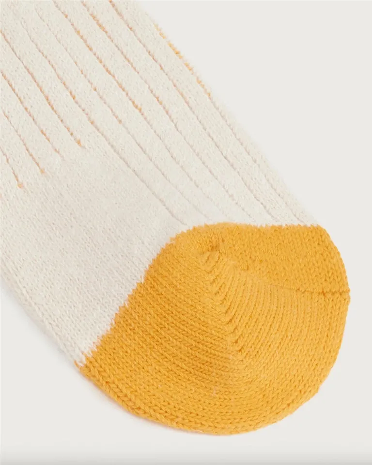 THINKING MU Yellow Hemp Peu Socks