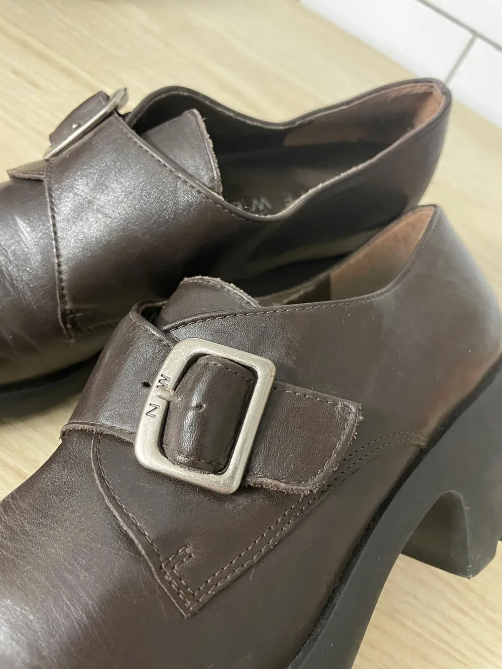 vintage 90s nine west buckle leather loafer